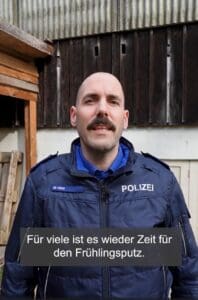 MEHR LESEN